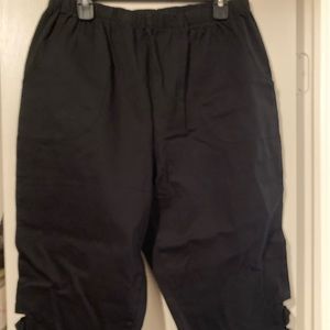 Denim& Co. Capris w/ Bow Accents